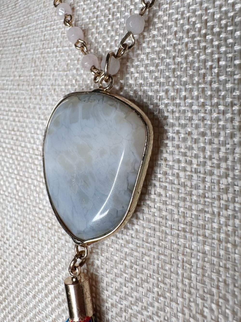 5/$25 😻 Premier Designs Natural Stone and Tassel Pendant Necklace - Picture 2 of 7
